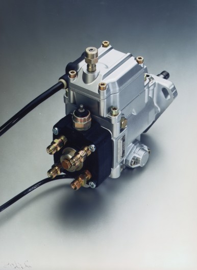 Bosch axial piston at Diesel distribution pump with electronic control, 1989