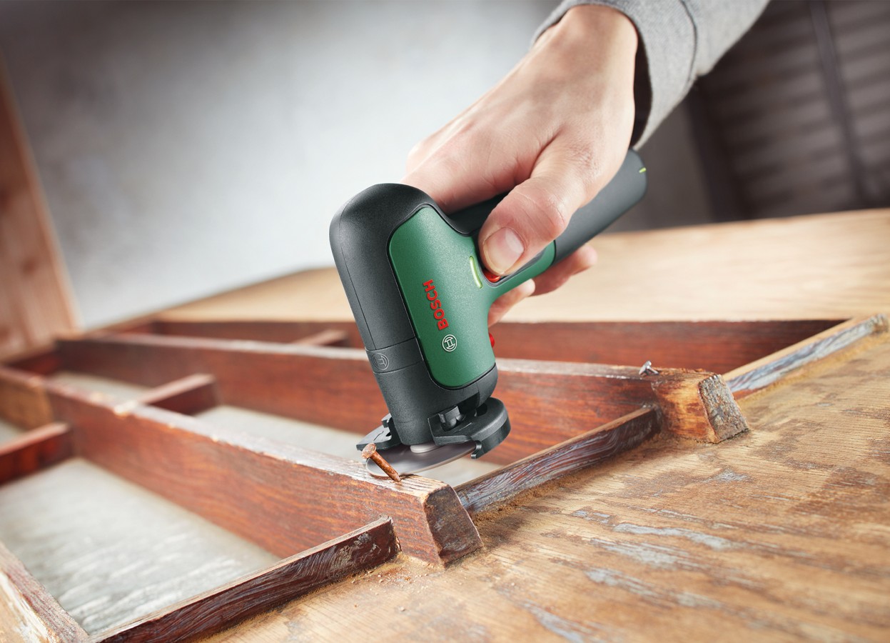 Cutting made easy EasyCut&Grind from Bosch for DIYers Bosch Media