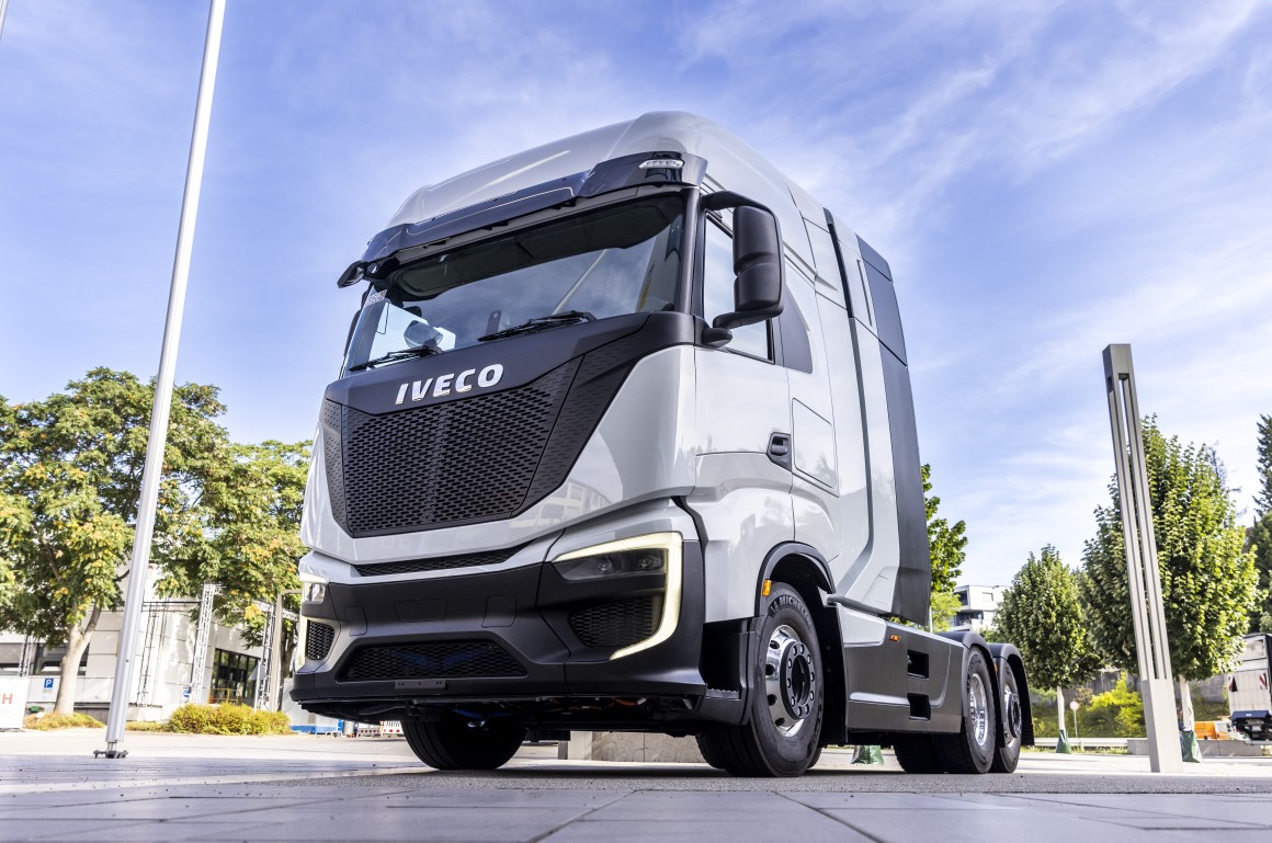 IVECO Heavy Duty FCEV wasserstoffbetriebener Lkw für Europa Bosch Media Service