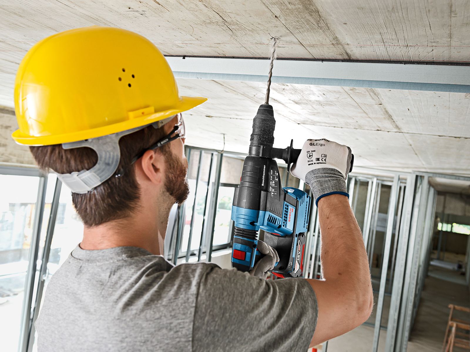 New Bosch 18 Volt Rotary Hammers For Professionals Bosch Media Service