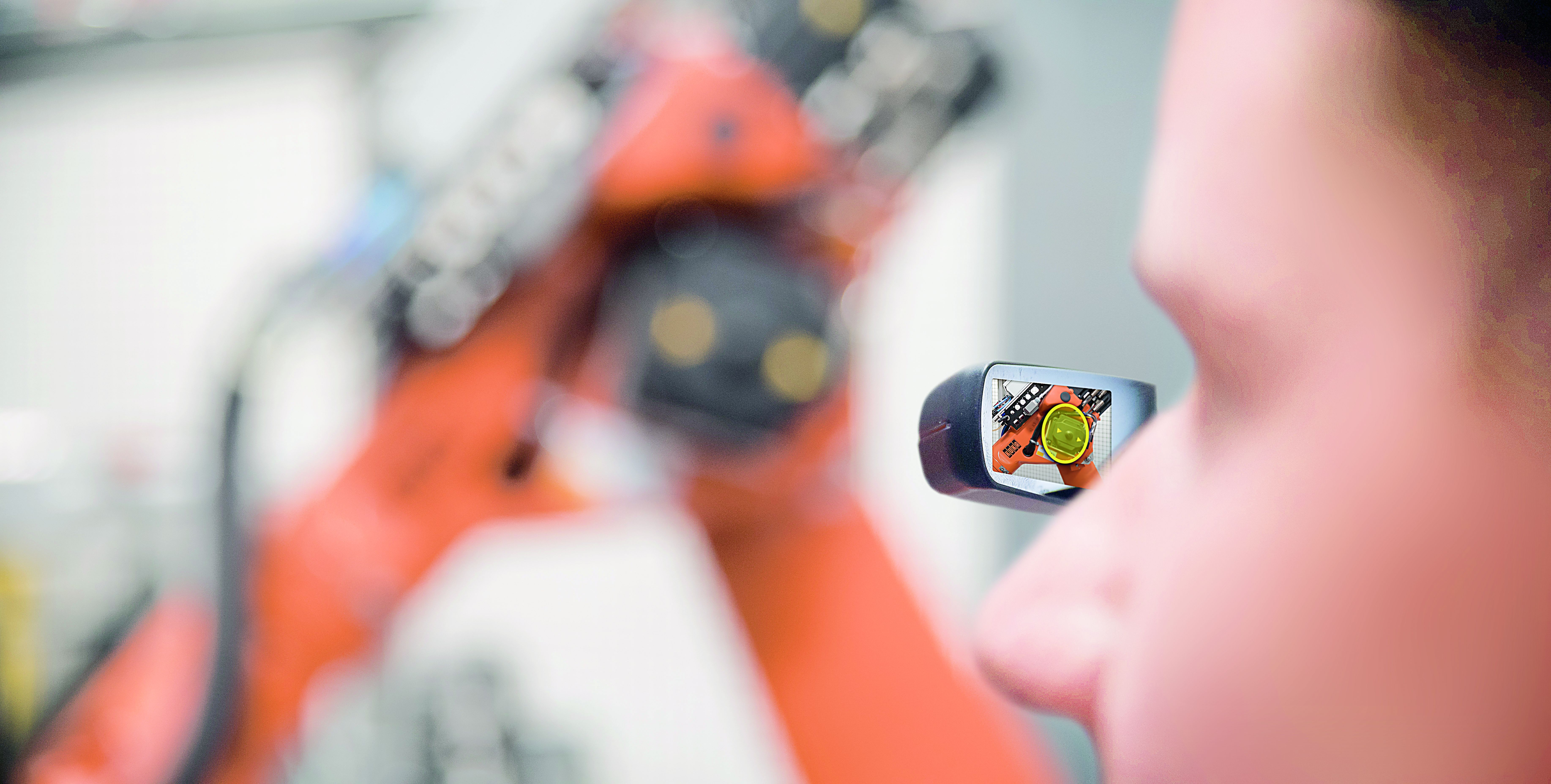 Neue Dimension: Bosch bringt 3D-Display ins Fahrzeug - Bosch Media Service