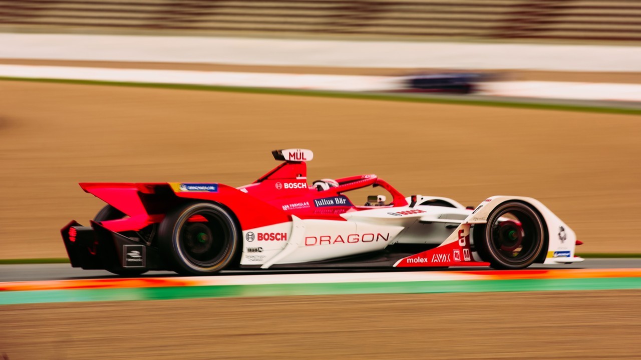 Electrifying motorsports: Bosch and DRAGON / PENSKE AUTOSPORT begin a ...